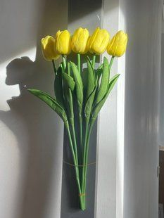 Латексний тюльпан Жовтий 35 см, букет 5 шт &ndash; реалістичні декоративні квіти TL0003 фото